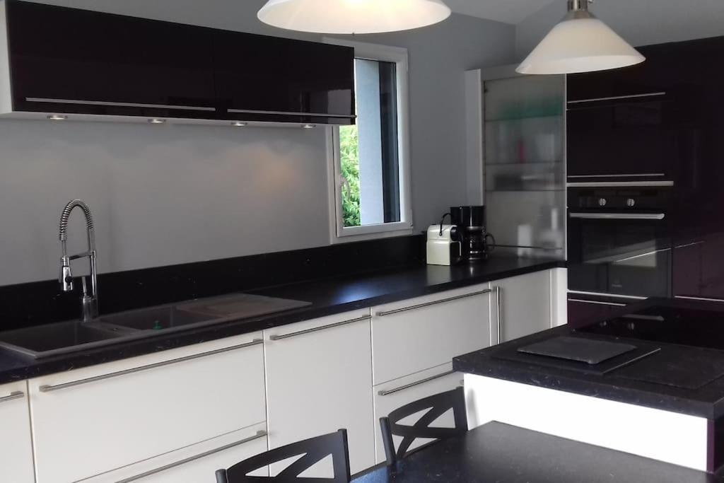 9 Pers 160 M² +Jardin- 10Mn Nantes -30Mn Mer 부그네 외부 사진